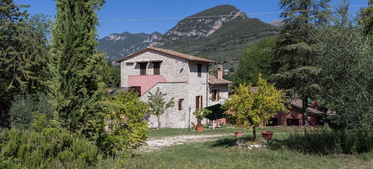 Agriturismo I Melograni Ferentillo Exterior foto